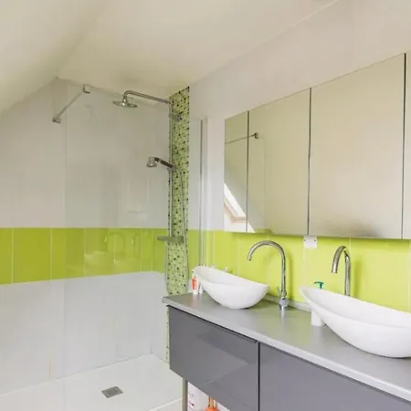 Entre Reims Et Paris Holiday home *